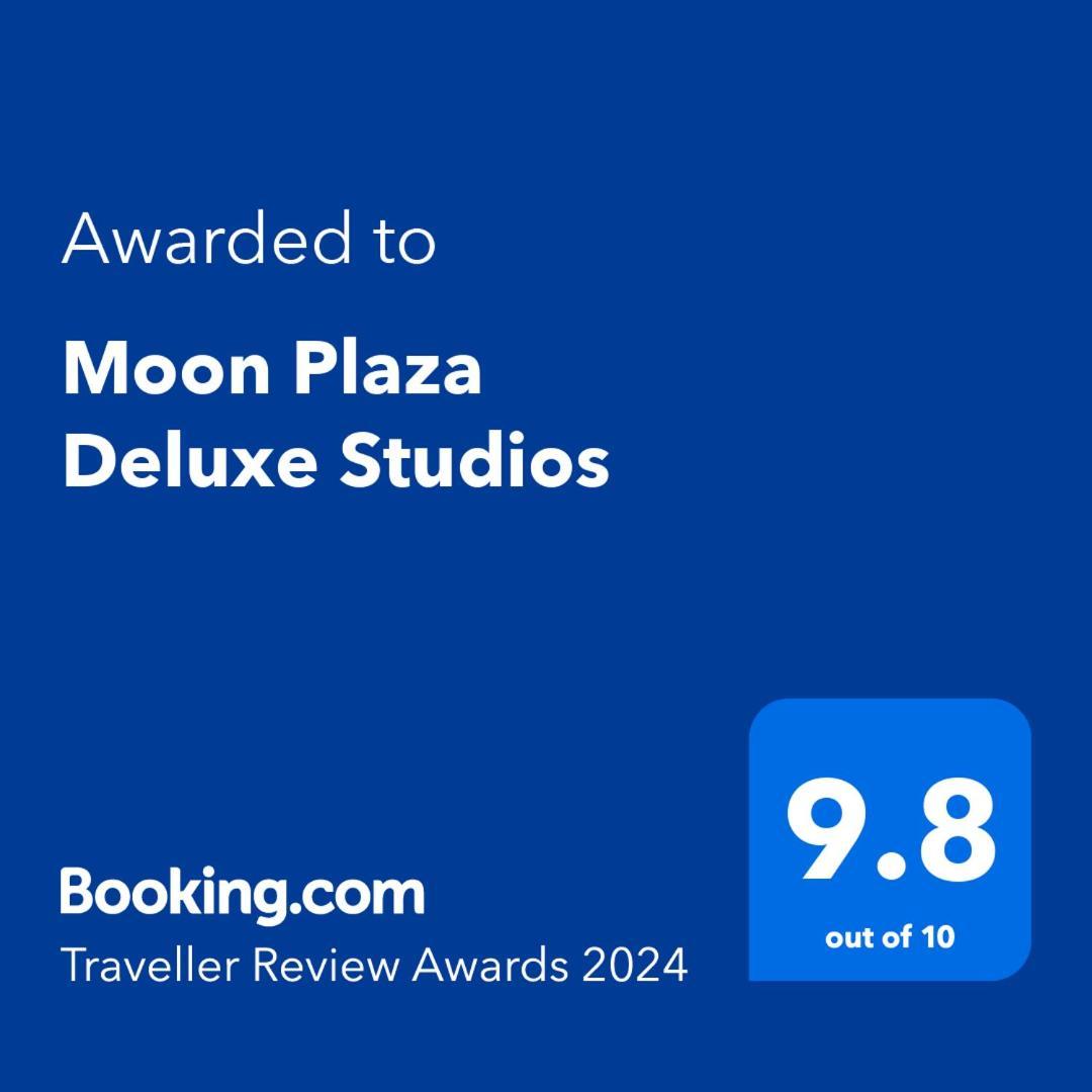 Moon Plaza Deluxe Studios Bucharest Exterior photo